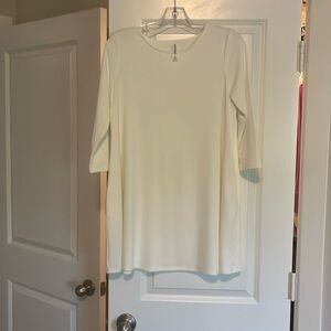 White tunic with pockets